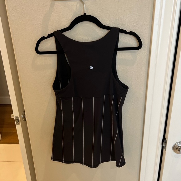 Lululemon Run: First Base tank - Picture 4 of 5